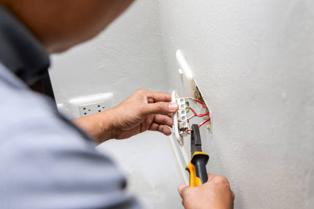 Best Affordable Emergency Electrician  in Estelle, LA